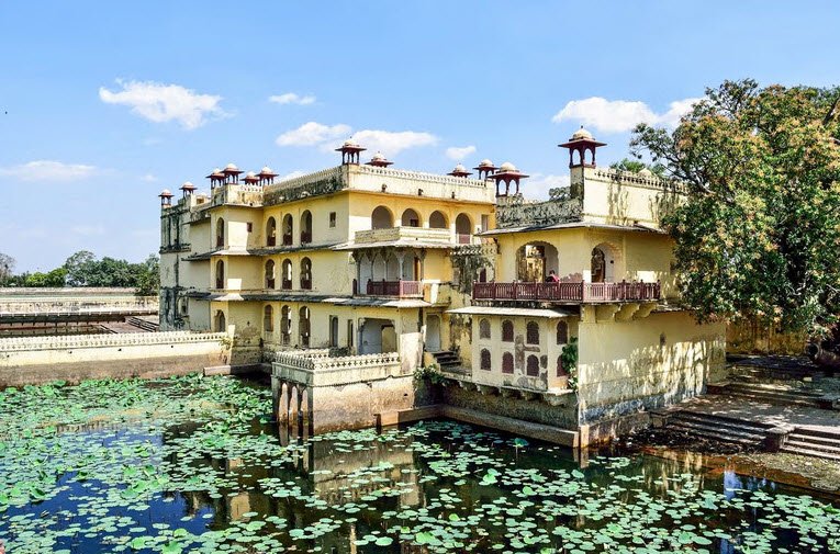 Abheda Mahal, India